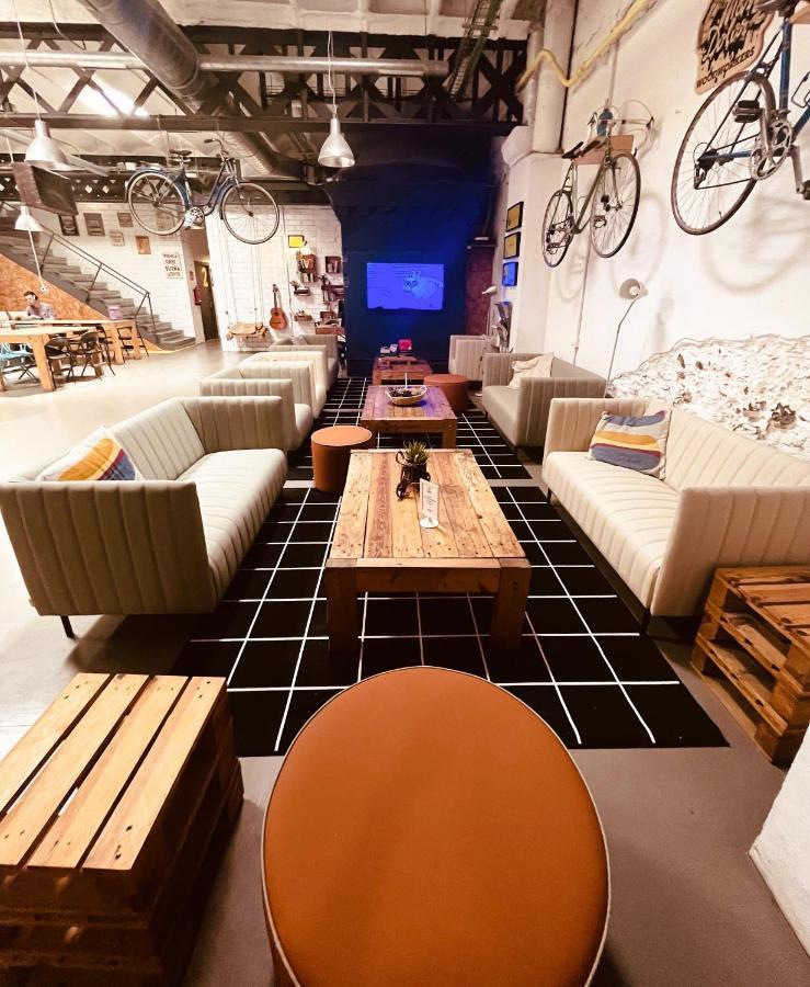 Bed & Bike Barcelona Hostel Bagian luar foto