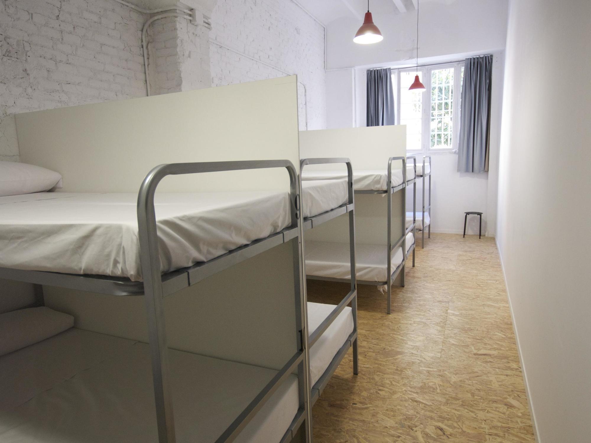 Bed & Bike Barcelona Hostel Bagian luar foto