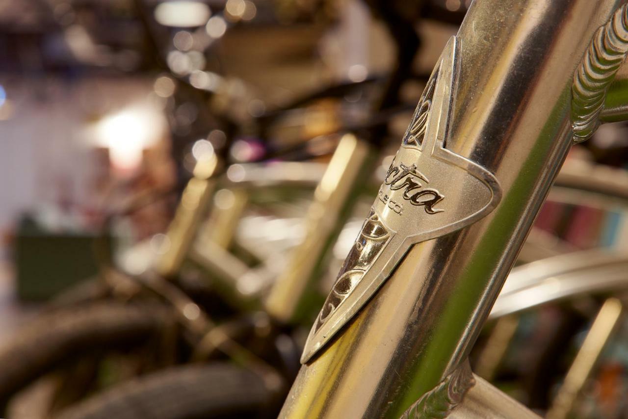 Bed & Bike Barcelona Hostel Bagian luar foto